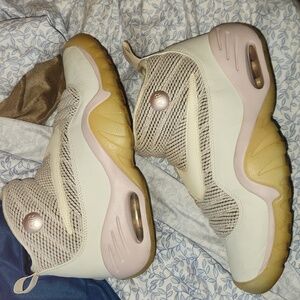 Nike Ndestrukt Pigalle Pink *Breast Cancer Awareness Pink